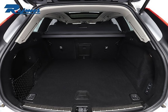 Volvo XC60 20 of 27