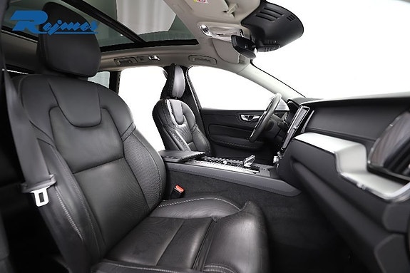 Volvo XC60 23 of 27
