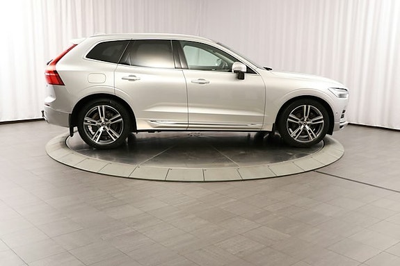 Volvo XC60 3 of 27