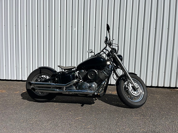 Yamaha XVS1100A 2 of 8