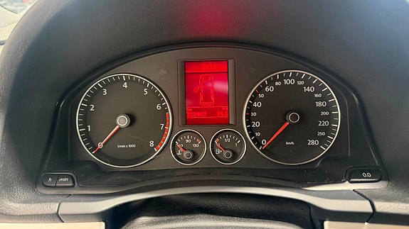 Volkswagen Scirocco 4 of 10