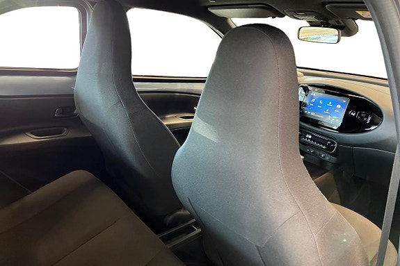 Toyota Aygo X 9 of 21