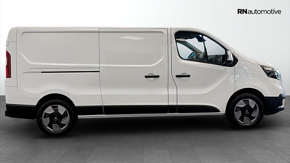 Renault Trafic 6 of 26