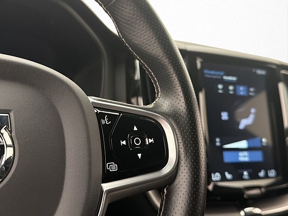 Volvo XC60 21 of 30