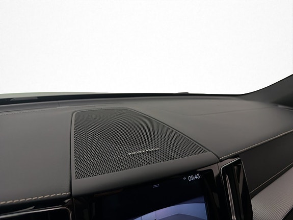 Volvo XC60 20 of 30