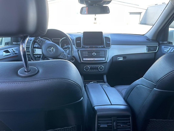 Mercedes-Benz GLE350 d 14 of 15