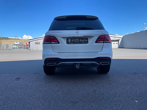 Mercedes-Benz GLE350 d 9 of 15