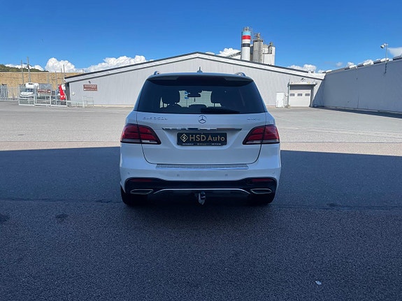 Mercedes-Benz GLE350 d 10 of 15