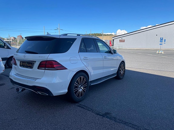 Mercedes-Benz GLE350 d 11 of 15