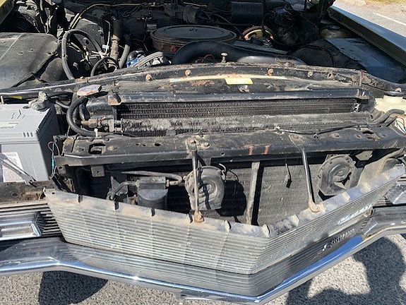 Cadillac Deville 18 of 18