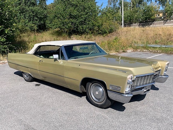 Cadillac Deville 5 of 18