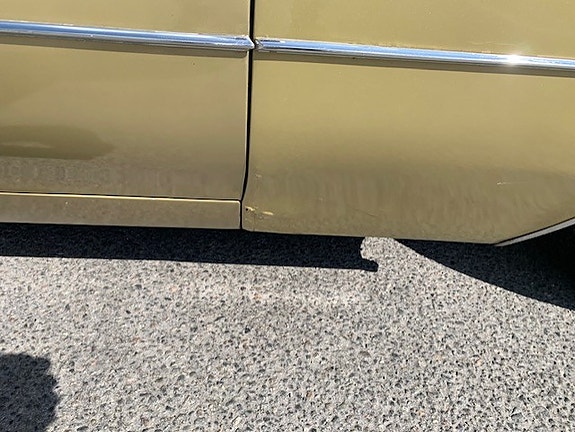 Cadillac Deville 16 of 18