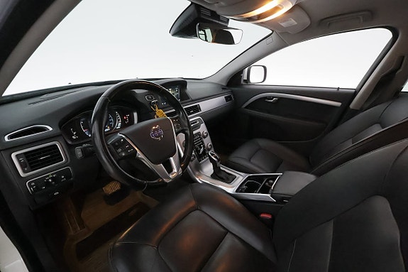 Volvo XC70 12 of 30