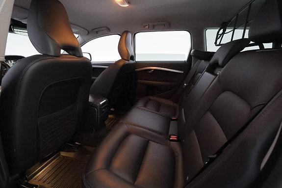Volvo XC70 20 of 30