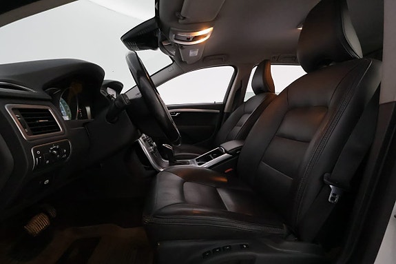 Volvo XC70 10 of 30