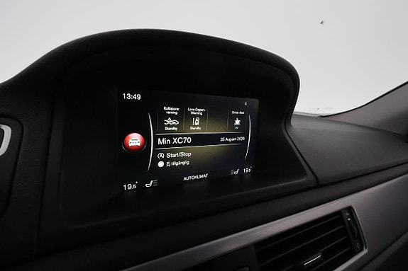 Volvo XC70 25 of 30