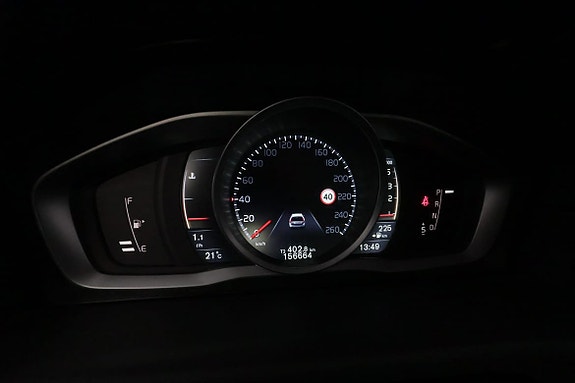 Volvo XC70 24 of 30