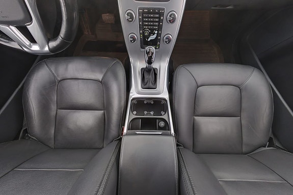 Volvo XC70 19 of 30