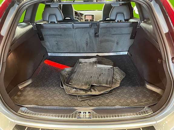 Volvo XC60 15 of 26