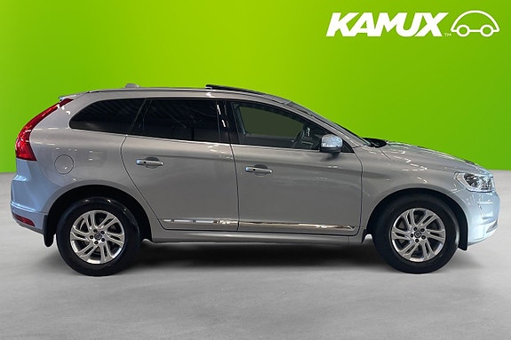 Volvo XC60 2 of 26