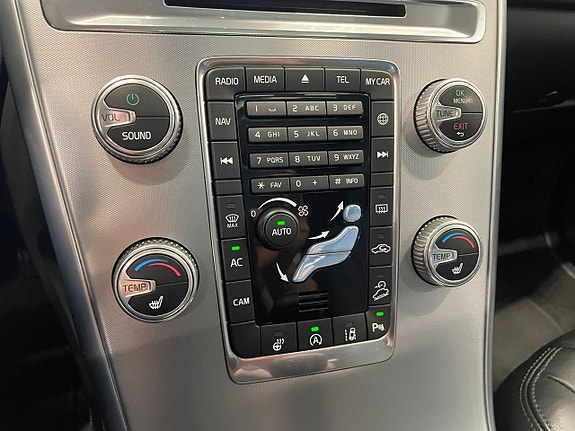 Volvo XC60 25 of 26