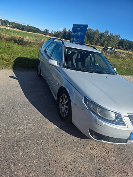 Saab 9-5 3 of 18