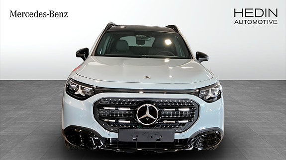 Mercedes-Benz GLB220 8 of 9