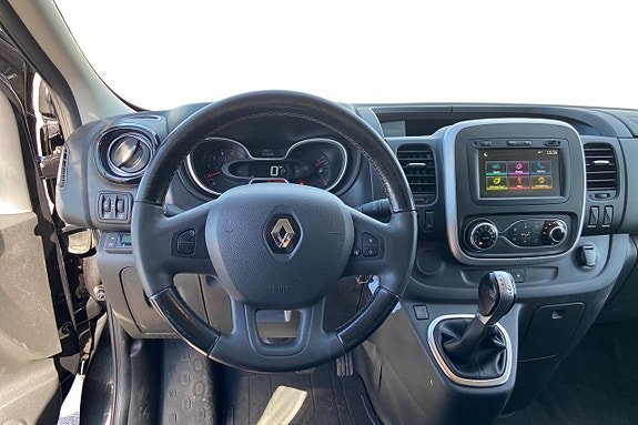 Renault Trafic 13 of 25