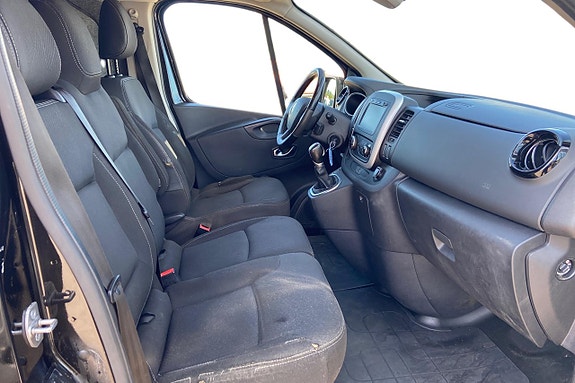 Renault Trafic 19 of 25