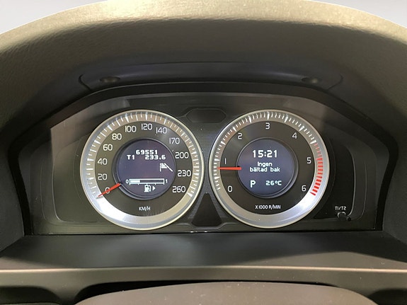 Volvo V60 13 of 17
