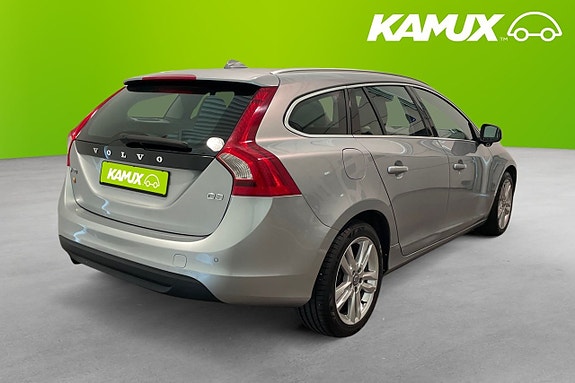 Volvo V60 5 of 17