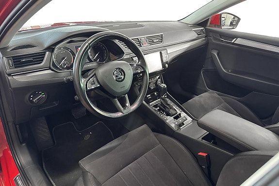 Skoda Superb 8 of 16