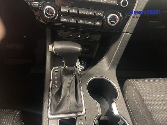 Kia Sportage 12 of 16