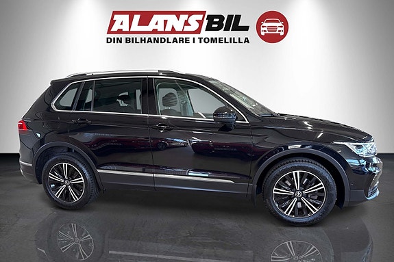 Volkswagen Tiguan 2 of 11