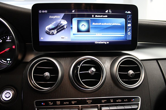 Mercedes-Benz C300 14 of 15