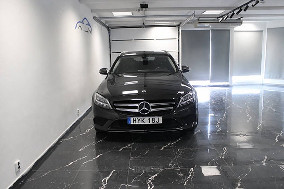 Mercedes-Benz C300 3 of 15