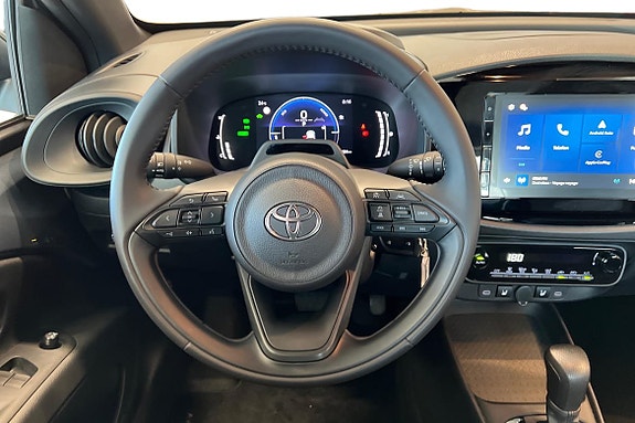 Toyota Aygo X 11 of 21
