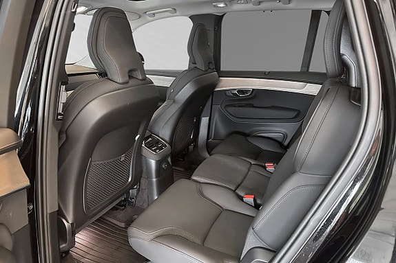 Volvo XC90 9 of 30