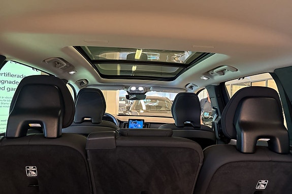 Volvo XC90 28 of 30