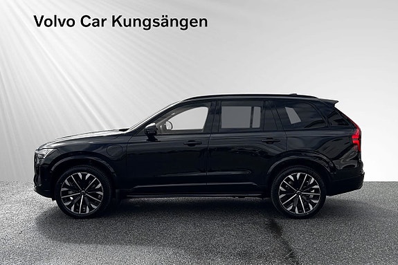 Volvo XC90 4 of 30