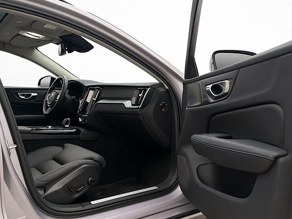 Volvo V60 14 of 30