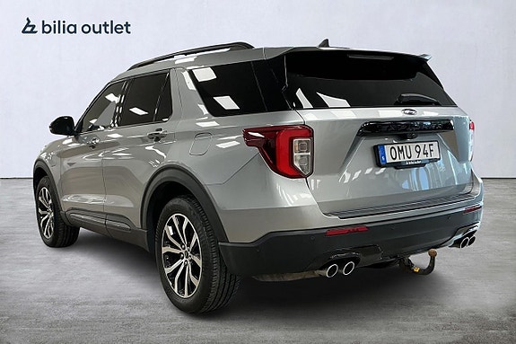 Ford Explorer 4 of 30