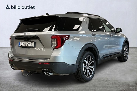 Ford Explorer 3 of 30