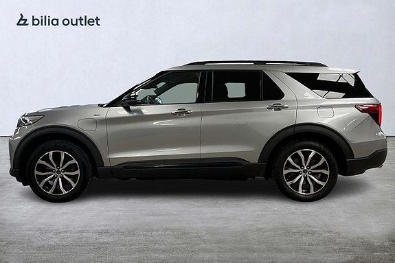 Ford Explorer 6 of 30