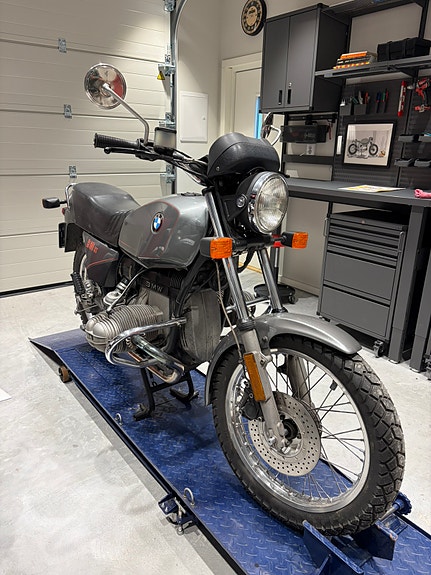 BMW R 80 ST 2 of 4