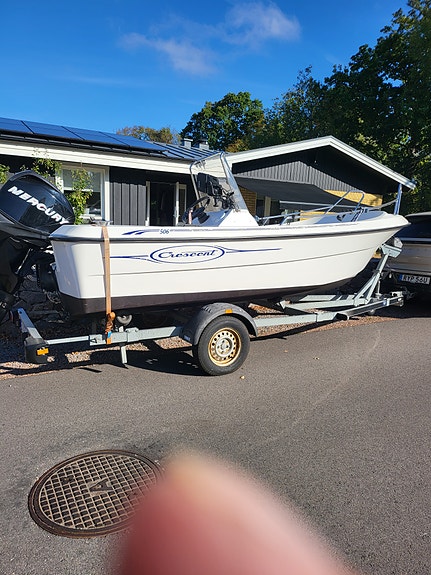 Trevlig båt i bra skick inkl Thule båtkärra. 5 of 5