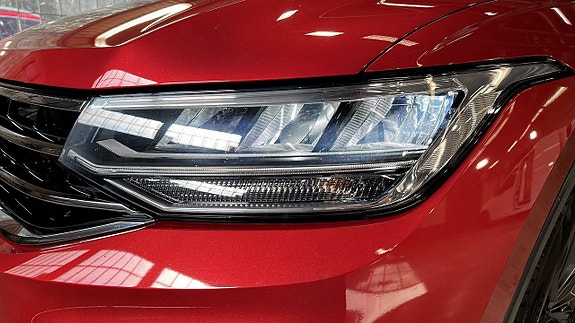 Volkswagen Tiguan Allspace 16 of 21