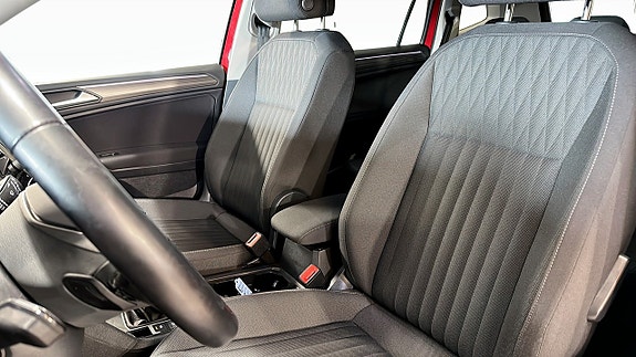 Volkswagen Tiguan Allspace 8 of 21