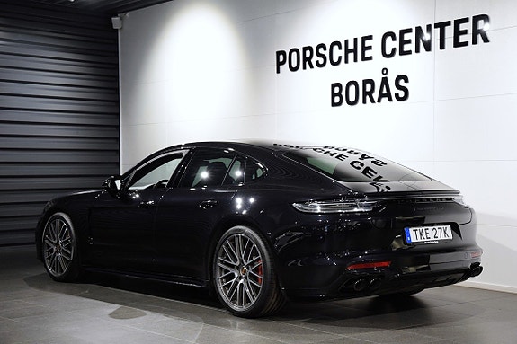 Porsche Panamera GTS 4 of 17