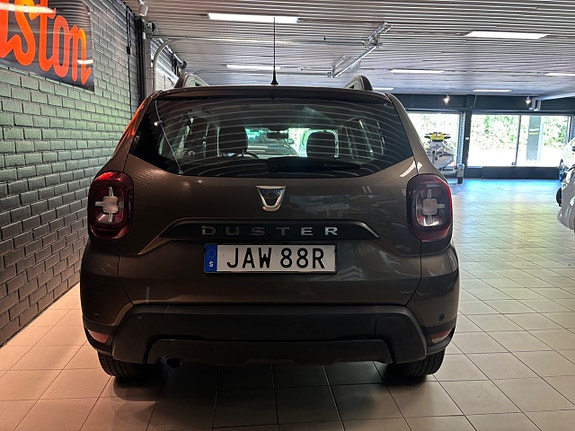Dacia Duster 3 of 8